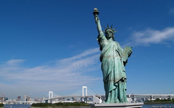 Статуя свободы — Statue of Liberty — Estatua de la libertad